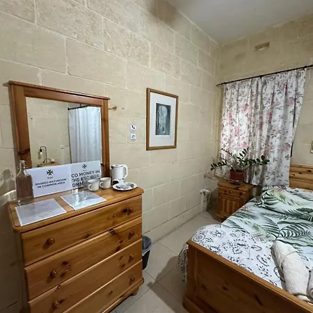 住宿加早餐酒店 Sunny Gozo Getaway Pool & Easy Check-in Ghajn il-Kbira (Gozo)