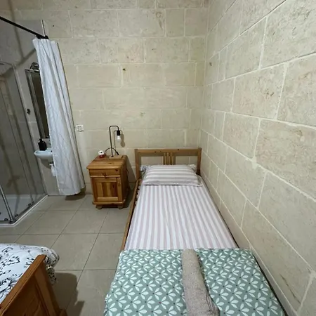 Sunny Gozo Getaway Pool&easy Check-in 3* Ghajn il-Kbira (Gozo)