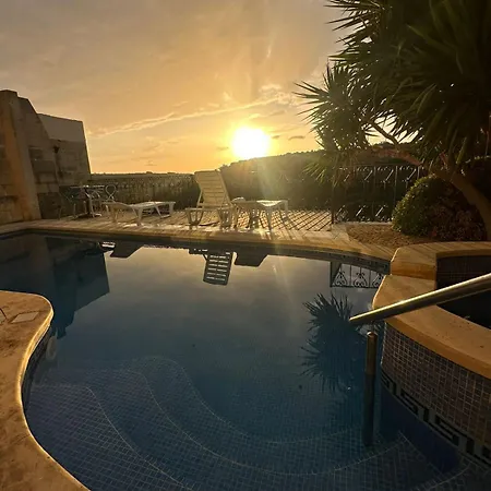 Bed & Breakfast Sunny Gozo Getaway Pool&easy Check-in